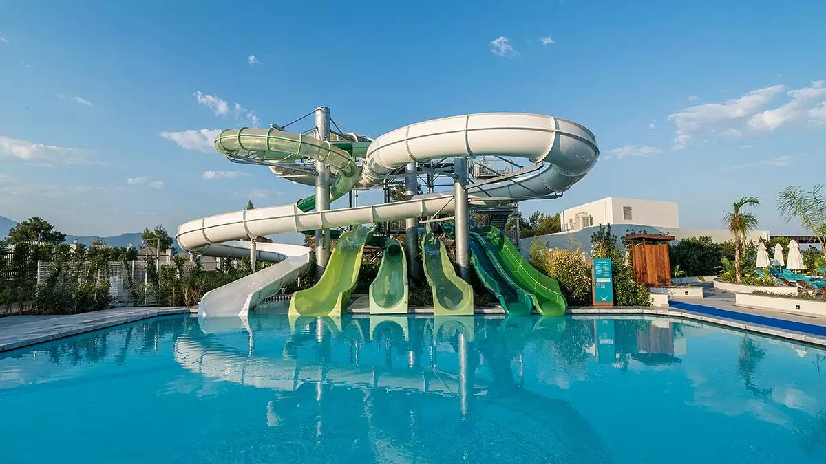 پارک آبی هتل لیبرتی فابای فتحیه